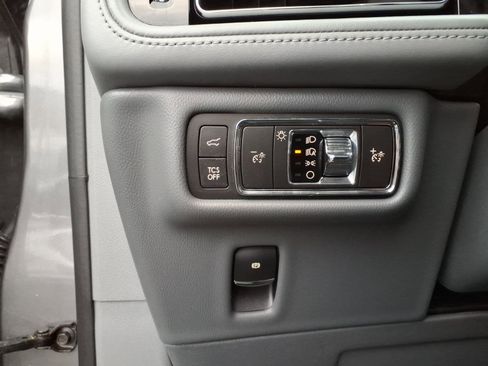 Certified 2022 Lincoln Nautilus Reserve w/ Luxury Package image 15