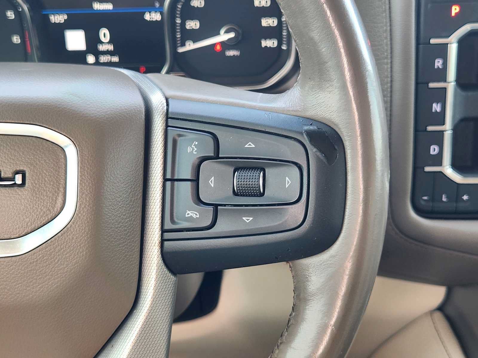 Used 2021 GMC Yukon Denali w/ Denali Premium Package AWD/4WD image 28