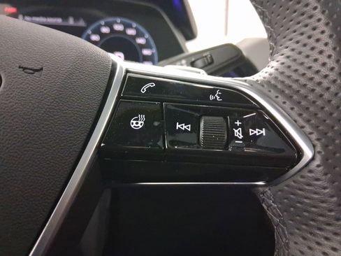 Used 2023 Audi e-tron GT Prestige w/ Prestige Package image 22