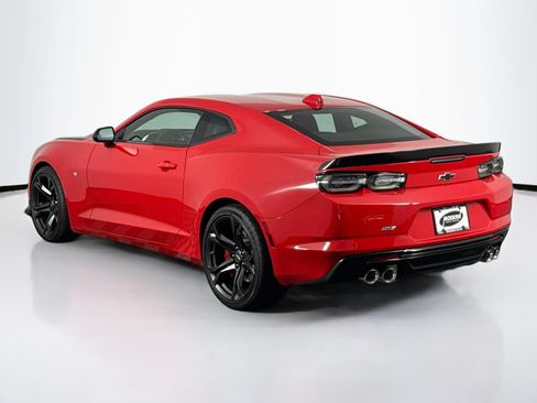 Used 2023 Chevrolet Camaro SS RWD image 9