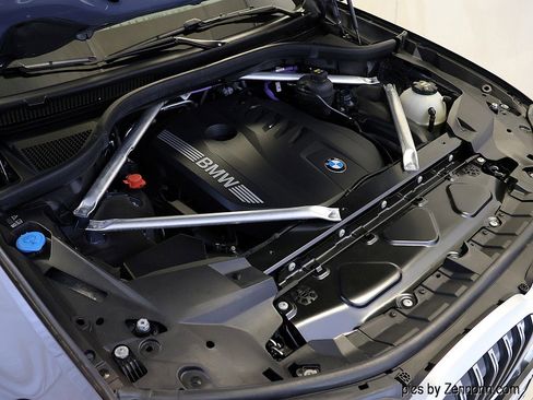 Certified 2023 BMW X7 xDrive40i w/ Premium Package image 40