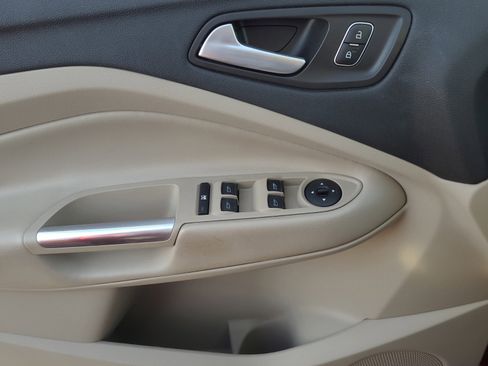 Used 2018 Ford Escape SEL image 24