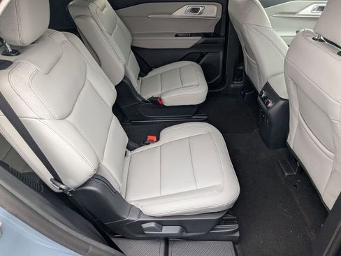 New 2026 Ford Explorer Active AWD/4WD image 21