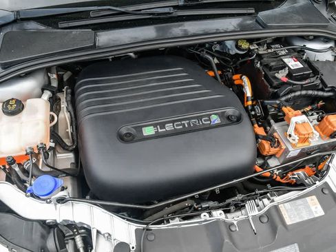 Used 2017 Ford Focus Electric Hatchback FWD image 27