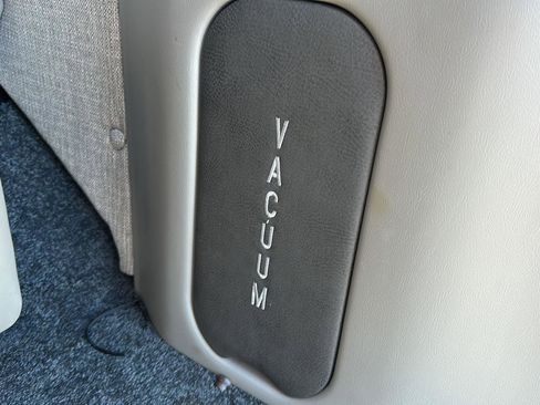 Used 2023 Ford Transit 150 Low Roof AWD image 27