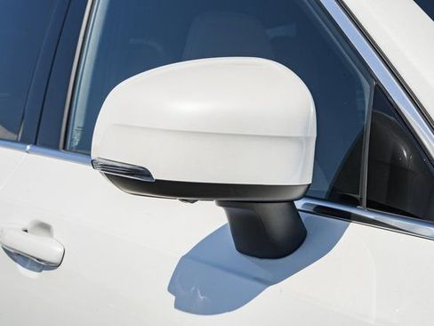 Used 2026 Volvo XC90 T8 Plus w/ Protection Package Premier image 13