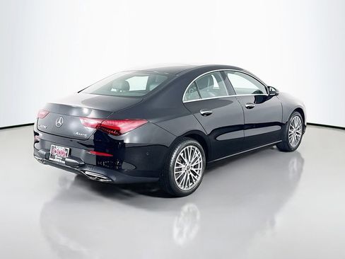 Used 2025 Mercedes-Benz CLA 250 4MATIC image 5