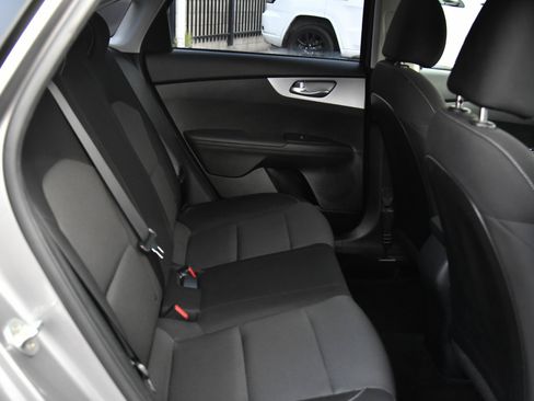 Used 2023 Kia Forte LXS image 33