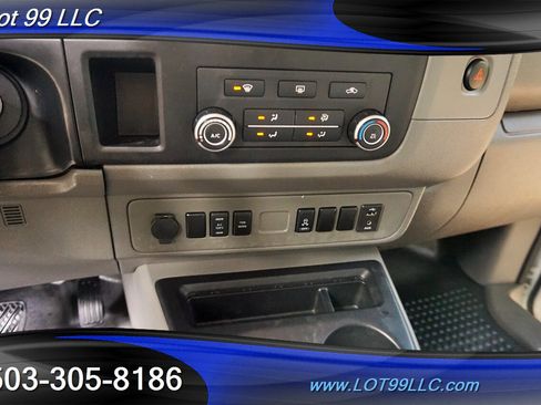 Used 2016 Nissan NV 2500 SV w/ Technology Package image 21