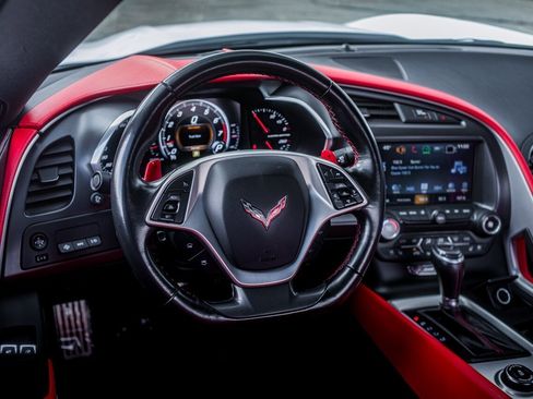 Used 2018 Chevrolet Corvette Stingray Coupe w/ 2LT Preferred Equipment Group image 40