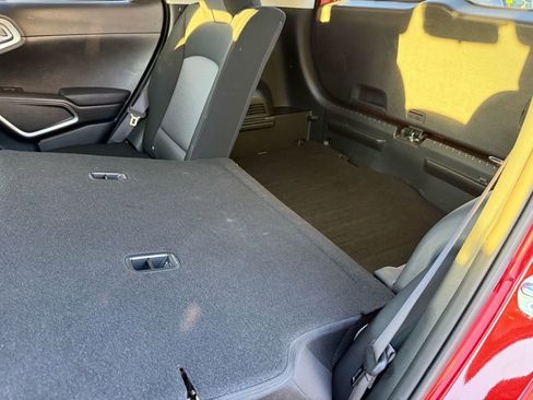 Used 2024 Kia Soul LX w/ Option Group 015 image 35