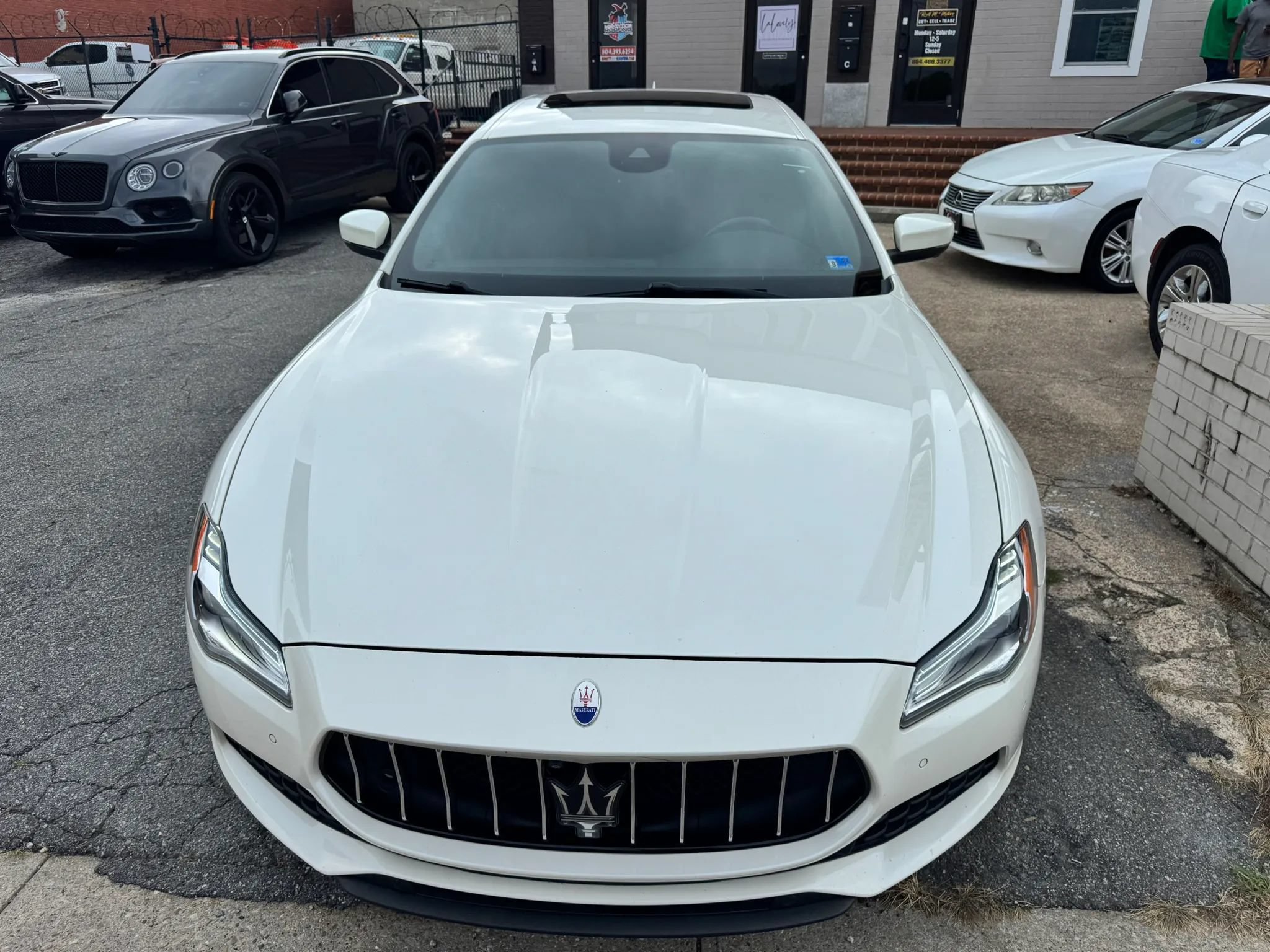 Used 2018 Maserati Quattroporte S Q4 AWD/4WD image 9