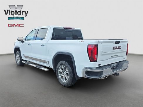 Used 2021 GMC Sierra 1500 SLT w/ SLT Convenience Package image 15