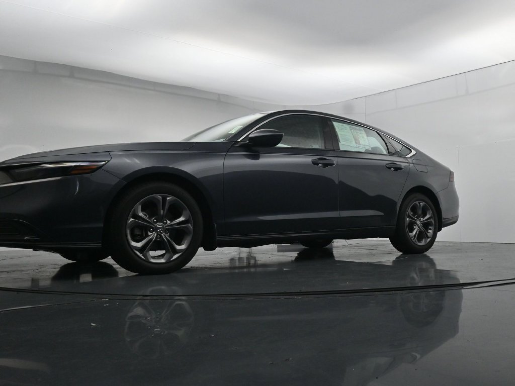 Used 2024 Honda Accord EX image 34