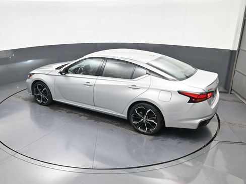 Certified 2025 Nissan Altima 2.5 SR FWD image 30