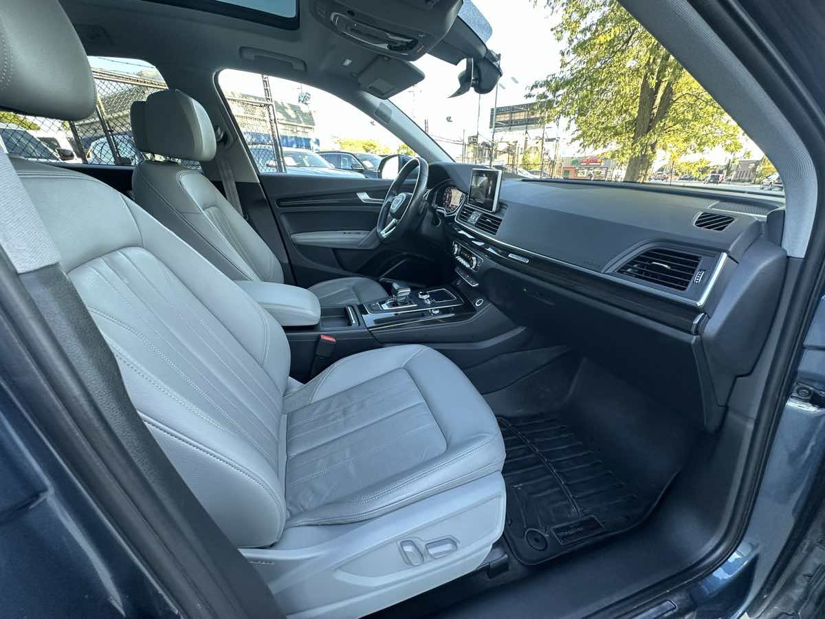 Used 2018 Audi Q5 Prestige AWD/4WD image 29