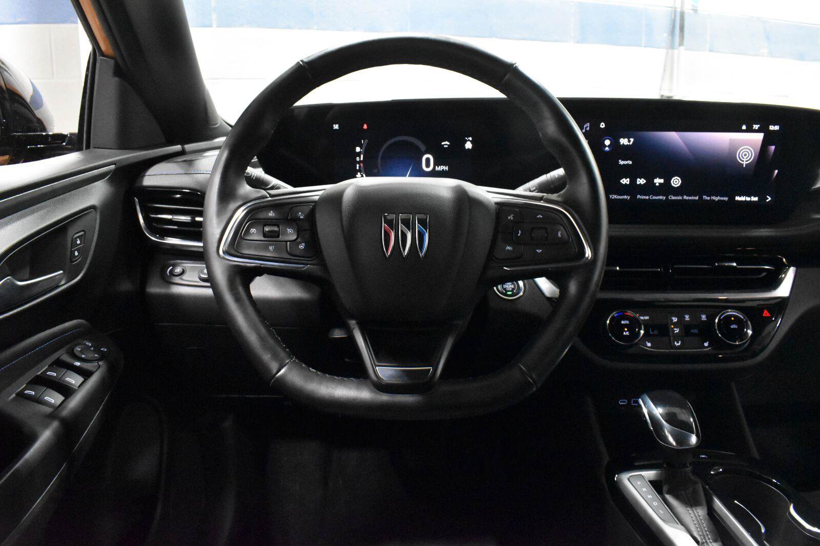 Used 2024 Buick Envista Sport Touring FWD image 6