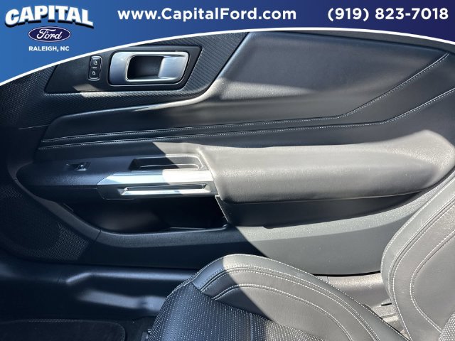 Used 2024 Ford Mustang GT Premium RWD image 27