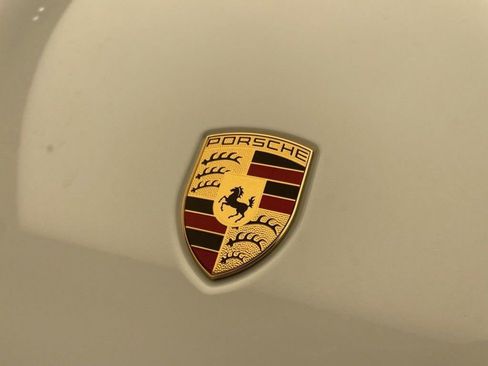 New 2025 Porsche Macan S image 12