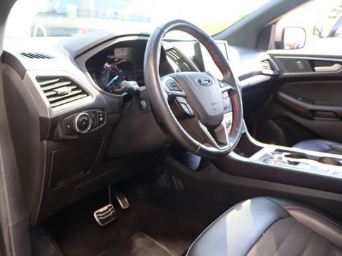 Certified 2024 Ford Edge ST-Line AWD/4WD image 13