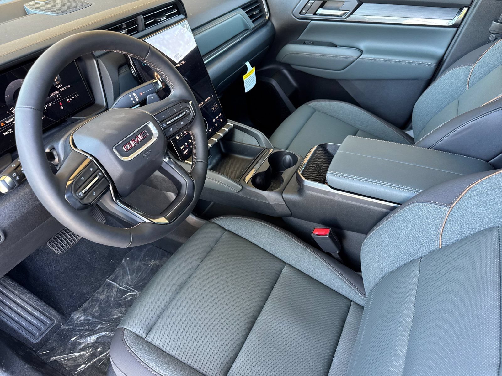 New 2026 GMC Terrain AT4 AWD/4WD image 10