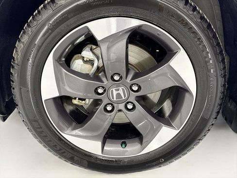 Used 2018 Honda HR-V EX image 30