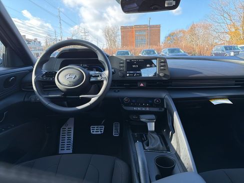 New 2026 Hyundai Elantra Sport image 17