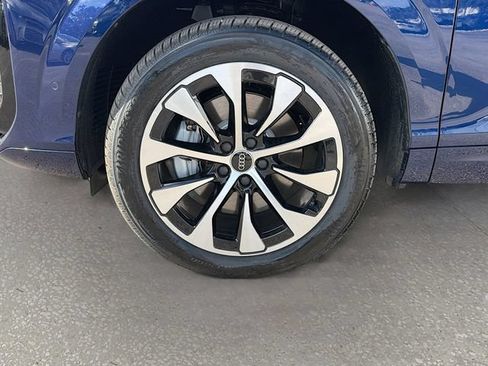 New 2026 Audi Q3 quattro 2.0T AWD/4WD image 40