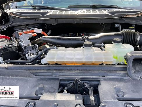 Used 2024 Ford F150 XLT w/ Mobile Office Package image 10