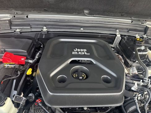 Used 2021 Jeep Wrangler Unlimited Sport image 41