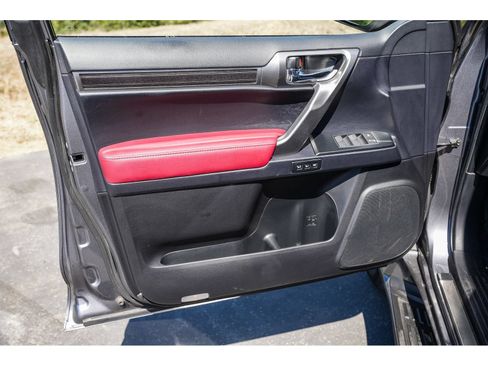 Used 2023 Lexus GX 460 Premium w/ Premium Plus Package AWD/4WD image 20