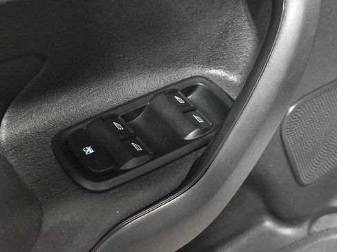 Used 2014 Ford Fiesta SE image 10