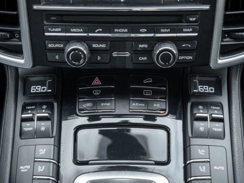 Used 2014 Porsche Cayenne Diesel image 28