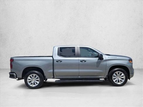Used 2025 Chevrolet Silverado 1500 Custom RWD image 4