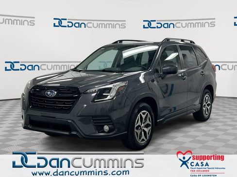 Used 2023 Subaru Forester Premium AWD/4WD image 1