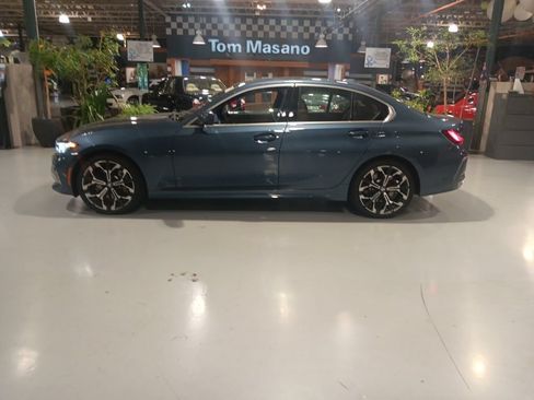 Used 2025 BMW 330i xDrive Sedan w/ Premium Package AWD/4WD image 14