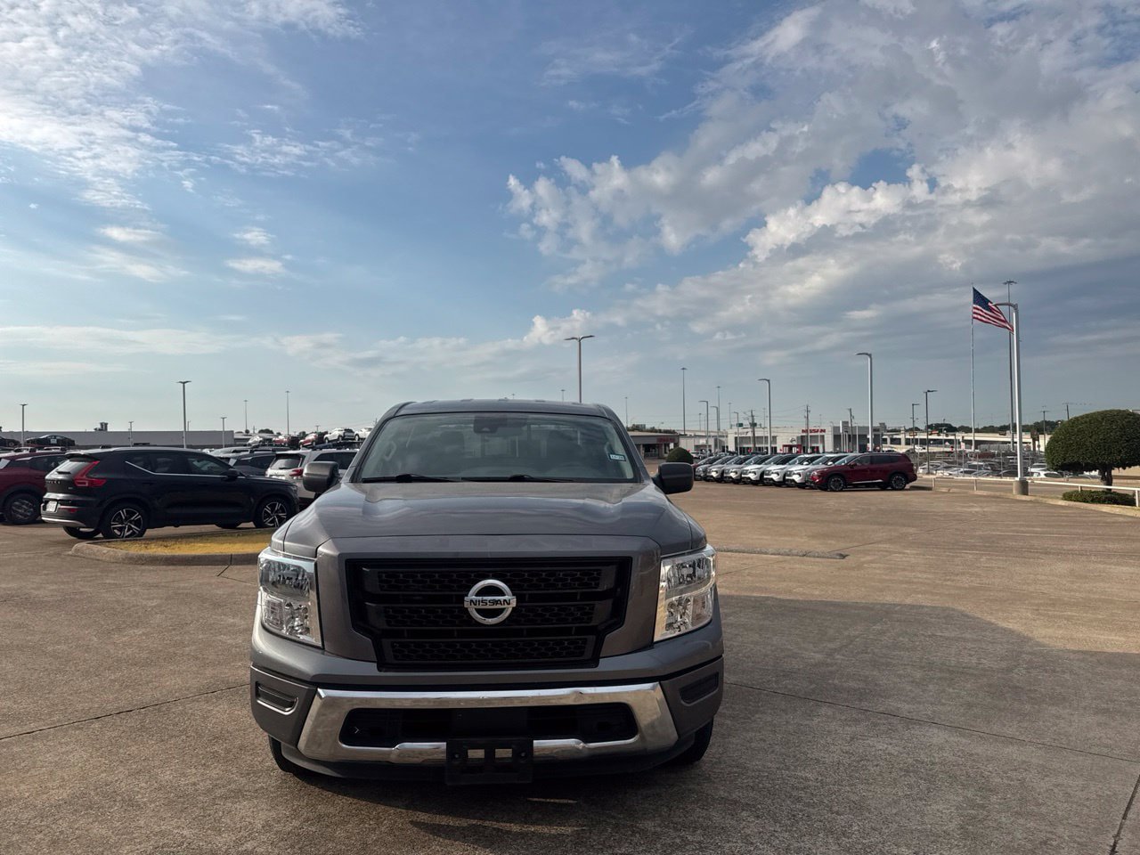 Certified 2022 Nissan Titan SV w/ Accessory Utility Package RWD image 6