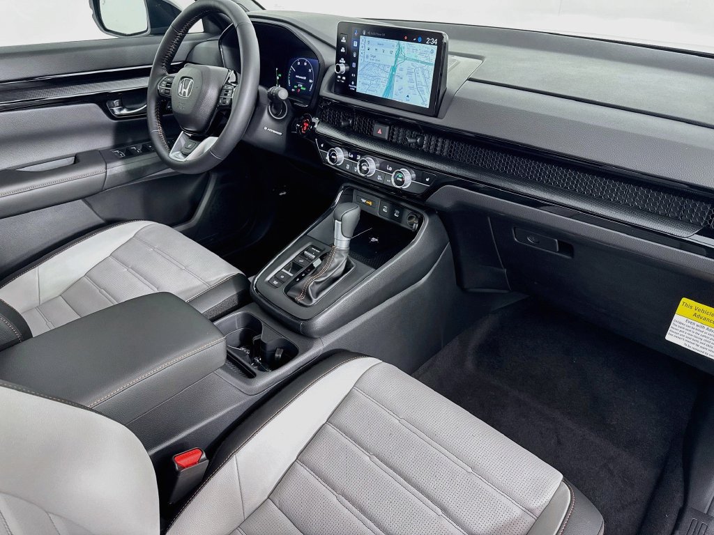 Used 2026 Honda CR-V Sport Touring image 40