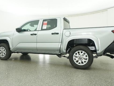 New 2026 Toyota Tacoma SR image 34