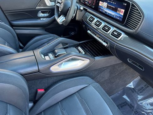 Used 2024 Mercedes-Benz GLE 53 AMG 4MATIC Coupe image 33