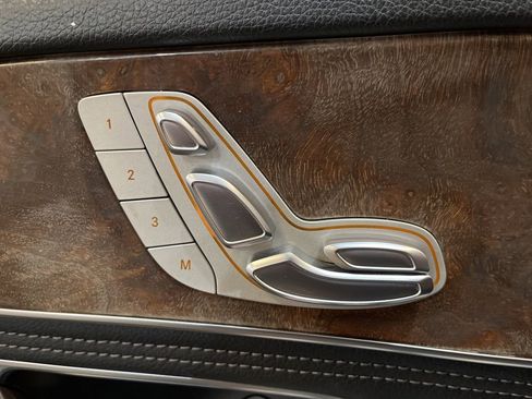 Used 2015 Mercedes-Benz C 300 4MATIC Sedan image 21