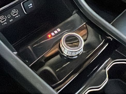 Used 2021 Jeep Grand Cherokee L Limited image 30