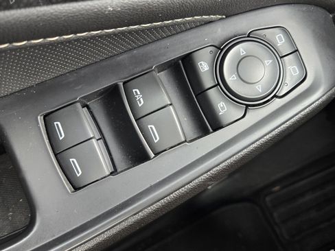 Used 2022 Chevrolet Traverse Premier w/ Redline Edition image 30