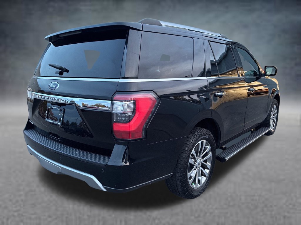 Used 2018 Ford Expedition Limited w/ Equipment Group 301A AWD/4WD image 5