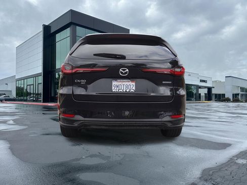 Used 2024 MAZDA CX-90 Plug-In Hybrid w/ Preferred AWD/4WD image 6