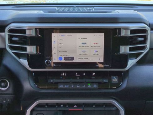 Used 2022 Toyota Tundra SR5 w/ SR5 Convenience Package image 17