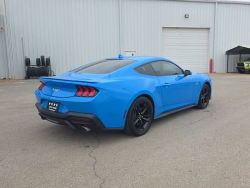 Used 2025 Ford Mustang GT image 6