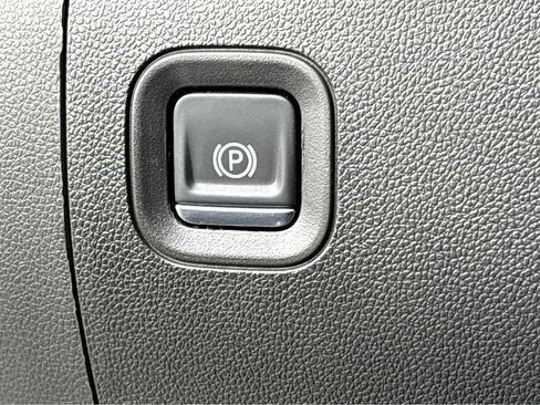 Used 2024 Chevrolet Silverado 1500 W/T w/ WT Value Package image 29