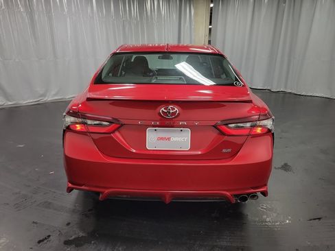 Used 2023 Toyota Camry SE FWD image 7