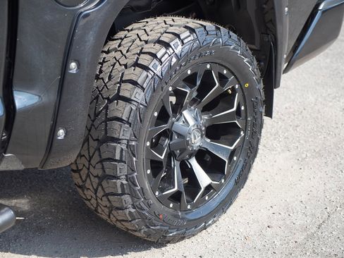 Used 2018 Toyota Tundra Platinum image 15